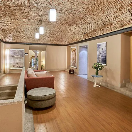 酒店 奥肯卡塞雷斯宫nh精品酒店