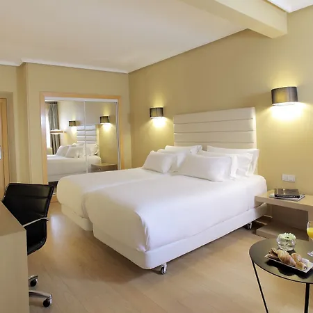 מלון Nh Collection Palacio De Oquendo 4*