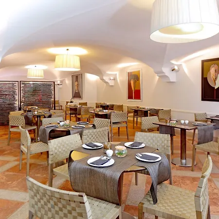 מלון Nh Collection Palacio De Oquendo