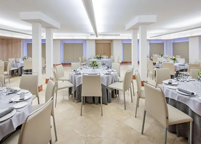 Nh Collection Palacio De Oquendo Hotel Caces