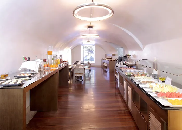 Nh Collection Palacio De Oquendo 4* Касерес