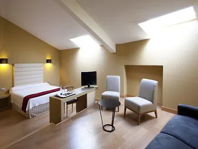 Nh Collection Palacio De Oquendo Hotel Caces